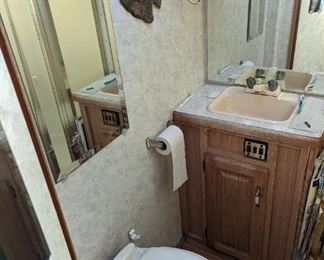 1996 Rexhall Rex Air widebody RV 1 owner $18,000