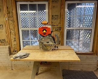 Reduced! Table Saw works!