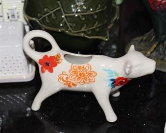 Vintage Pioneer Woman creamer - RARE!