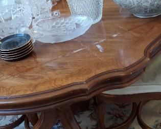 Dinning table $45