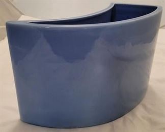 64 - Ceramic blue swoop vase, chipped 8 x 12
