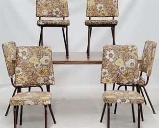1654 - Vintage mid century 7 pc dinette set table 29 x 60 x 36 (48 without leaf) chairs 36 x 16 x 22

