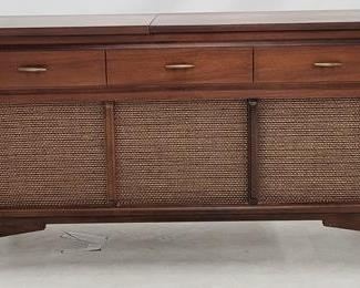 1662 - Vintage State Pride BSC-300 walnut stereo console - do not believe it has ever been used, has original owner's manual, original receipt of purchase in 1967 26 x 45.5 x 15.25
