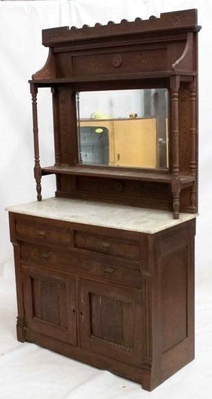 2122 - Victorian spoon carved marble top buffet with rack beveled mirror walnut wood 82 x 45 x 20
