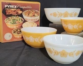 3023 - Pyrex Butterfly Gold Cinderella 4 pc bowl set with original box
