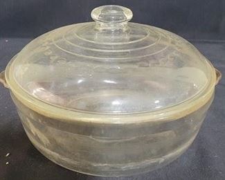 3029 - Wagner Ware glass covered baking dish 7 x 11
