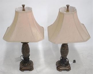 6002 - Matching pair table lamps - 23" tall
