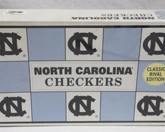 6077 - UNC Tarheels checkers set in box new / sealed
