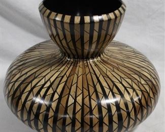 6103 - Decorative 12" tall vase
