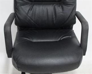 6125 - Office chair - 46 x 26 x 24
