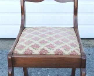6193 - Vintage mahogany side chair 33.5 x 17 x 17

