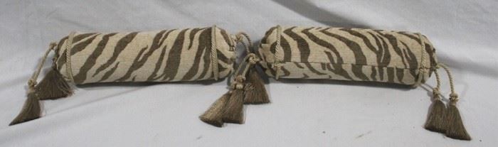 6232 - Pair zebra motif accent pillows - 12 x 5
