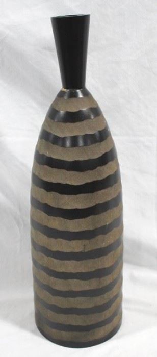 6237 - Decorative vase - 20.5"
