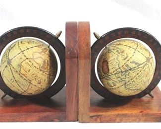6283 - Pair globe bookends - 5.5 x 6
