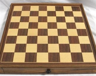 6331 - Wood checkers / chess set - 15 x 15

