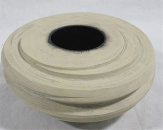 6373 - Pottery vase - 3.5 x 8
