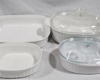 6381 - 4 Corning baking dishes, French White 2 with lids
