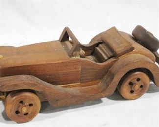 6385 - Wooden 11" model car
