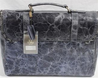 6505 - New Lazzaro leather ladies purse
