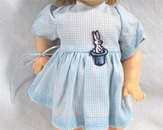 6533 - Vintage 18" doll
