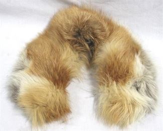 6545 - Fox fur wrap - 24"
