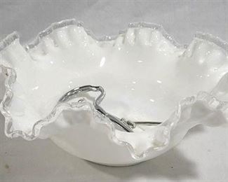6579 - Fenton Silver Crest Bowl - AS IS - missing screw The screw to secure handle is missing
