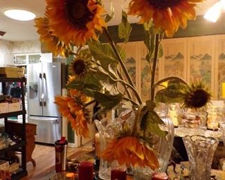 large sunflowers & vase