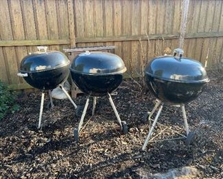3 Weber charcoal grills