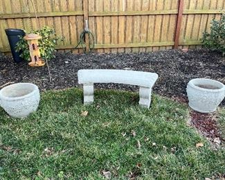Outdoor concrete pots with matching bench