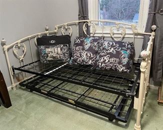 Iron Trundle Bed (frame only)