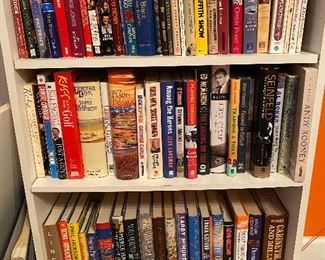 Some more books. There are bookshelves in at least 5 rooms. 