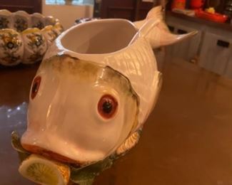 Vintage Italian majolica fish tureen 