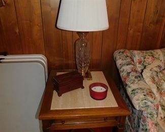 Vintage Gordons Fine Furniture Italian Marble Top End Table & Crystal Lamp