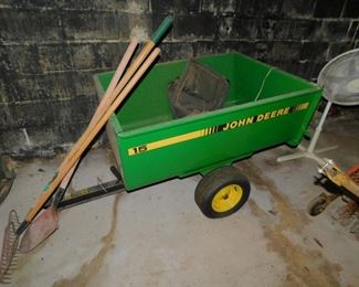 JOHN DEERE TRAILER