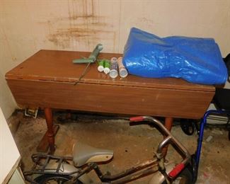 VINTAGE 1960S DROP LEAF TABLE