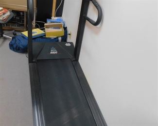 KEYS 8800 TREADMILL