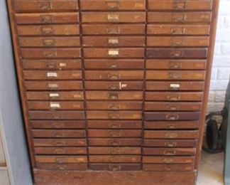 Multi drawer oak cabinet 