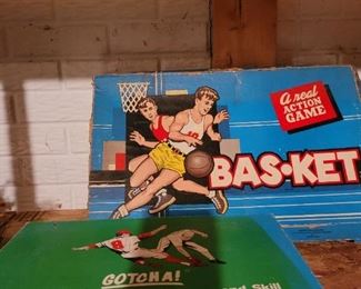 Basketball and baseball games - vintage in box
