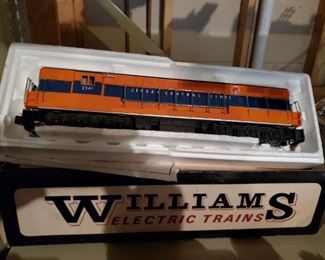 Williams Jersey Central Lines - engine - in box - like new