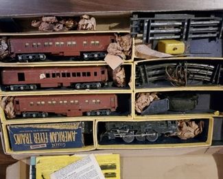 Includes lighted Pullman cars