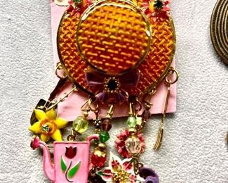 ESTATE of VALUE - Appraisals, Estate Sales & Consignment Sales, 1812 Winter St., Superior, Wi. Open every Friday noon to 6 pm & Saturday 9 am to 3 pm and by appointment. 715-718-8000