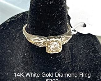 ESTATE of VALUE - Appraisals, Estate Sales & Consignment Sales, 1812 Winter St., Superior, Wi. Open every Friday noon to 6 pm & Saturday 9 am to 3 pm and by appointment. 715-718-8000