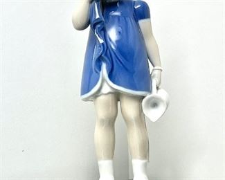 ESTATE of VALUE - Appraisals, Estate Sales & Consignment Sales, 1812 Winter St., Superior, Wi. Open every Friday noon to 6 pm & Saturday 9 am to 3 pm and by appointment. 715-718-8000