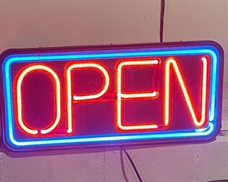 ESTATE of VALUE - Appraisals, Estate Sales & Consignment Sales, 1812 Winter St., Superior, Wi. Open every Friday noon to 6 pm & Saturday 9 am to 3 pm and by appointment. 715-718-8000