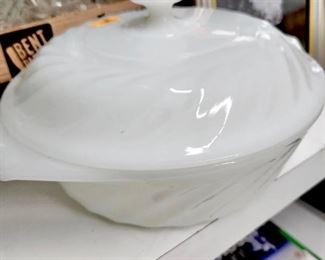 ESTATE of VALUE - Appraisals, Estate Sales & Consignment Sales, 1812 Winter St., Superior, Wi. Open every Friday noon to 6 pm & Saturday 9 am to 3 pm and by appointment. 715-718-8000