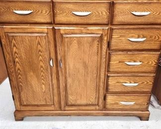 ESTATE of VALUE - Appraisals, Estate Sales & Consignment Sales, 1812 Winter St., Superior, Wi. Open every Friday noon to 6 pm & Saturday 9 am to 3 pm and by appointment. 715-718-8000