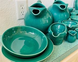 8_____NOW $400 was  $500 
Harlequin Spruce Green - 46 pieces&nbsp;