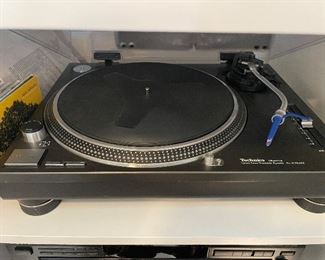 _____$250 
Pioneer turntable Technics Quartz SL-1200MK2