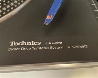 _____$250 
Pioneer turntable Technics Quartz SL-1200MK2