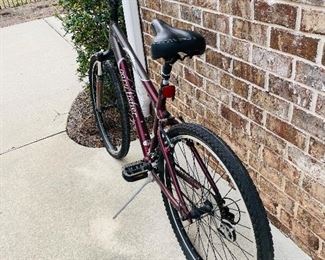 _____FIRM $195 
Gary Fisher 21 speed-Capitola Aluminium men bike Silver series&nbsp;
Serial #JTK5G12150